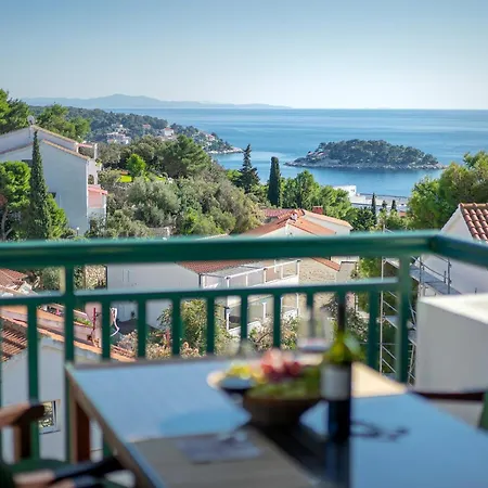 Diamond View - Zf Hvar דירה חוואר